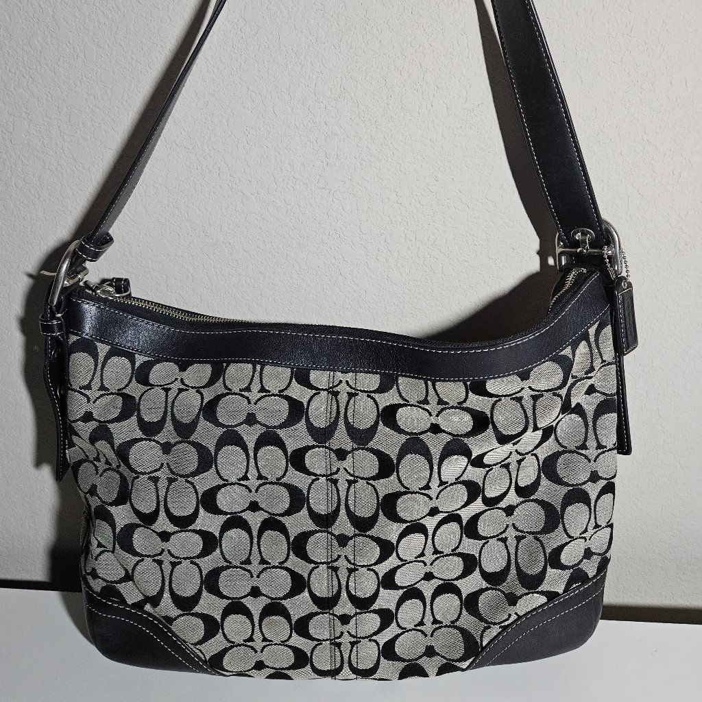 Coach Black Shoulder/Crossbody Bag With Adjustable Strap